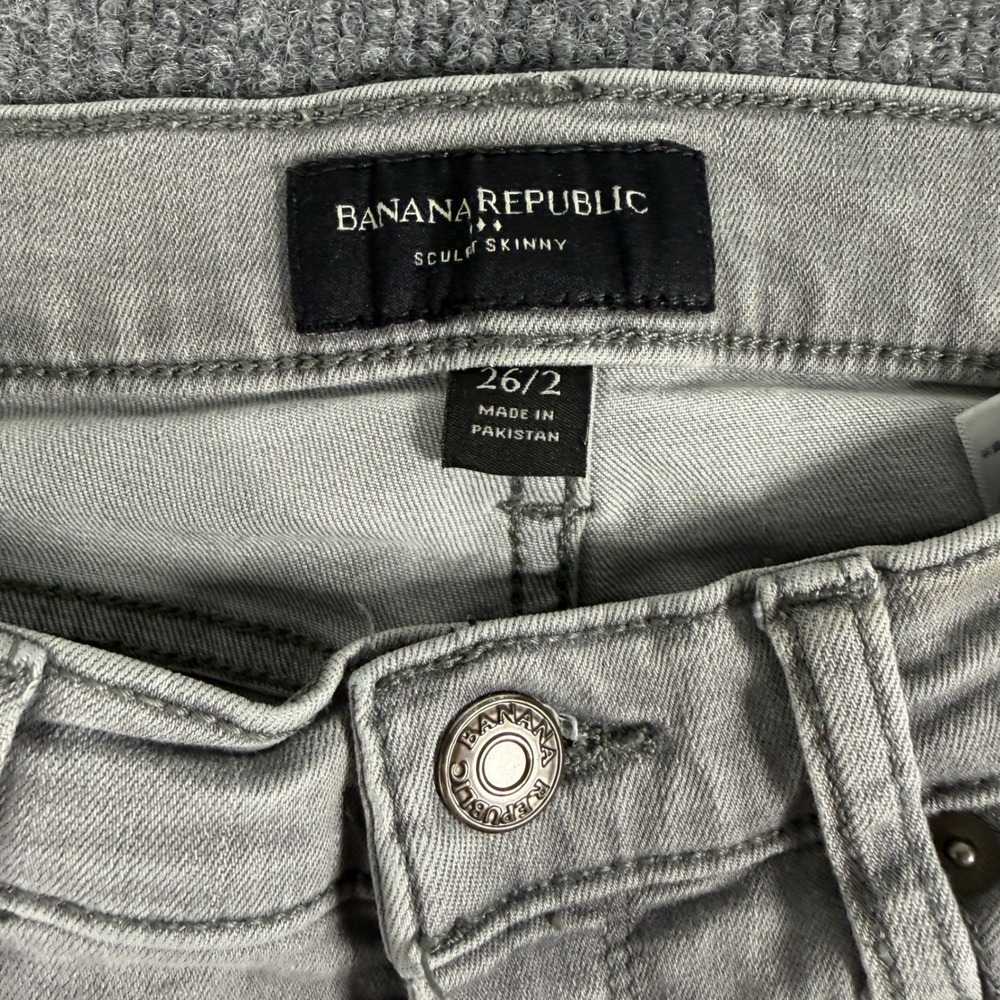 Banana Republic Sculpt Skinny Jeans Womens 26/2 LightGray Denim Pants Distressed - Picture 3 of 11